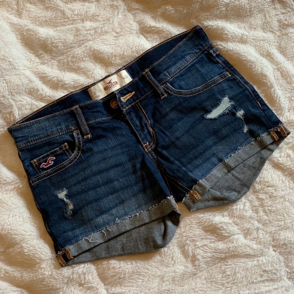 Hollister shorts size 0